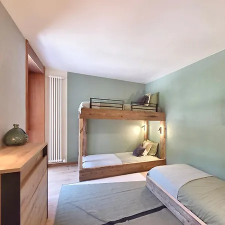 Le Visionnaire Apartment *